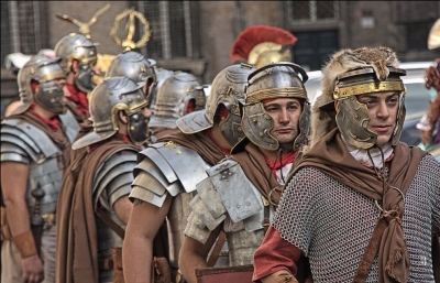 Даже суровые римские легионеры приходили в ужас от возможности этого наказания.